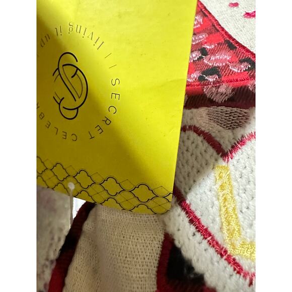 Secret Celebrity Gnome Zipper insert heart Love Pillow Tags 16 x 11 handstitched - Picture 7 of 10